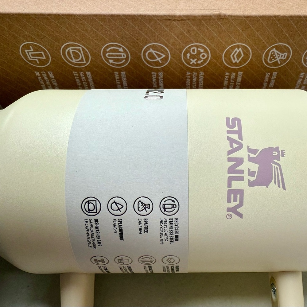 RARE Stanley OG Cream w/Embossed Logo in Lilac. Stanley “The Quencher H2O” - Picture 4 of 12